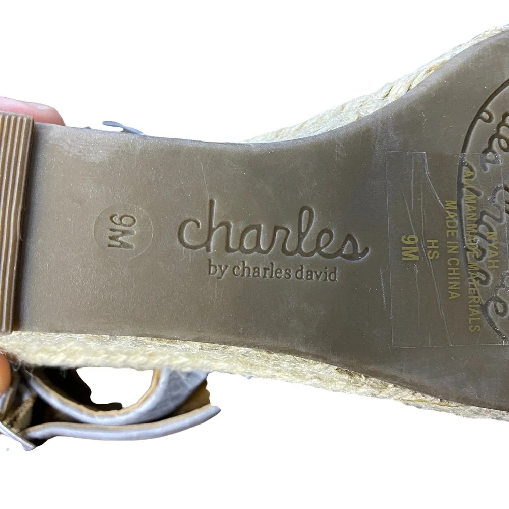 Charles by Charles David Silver Croc Embossed Espadrille‎ Wedge Sandals  9